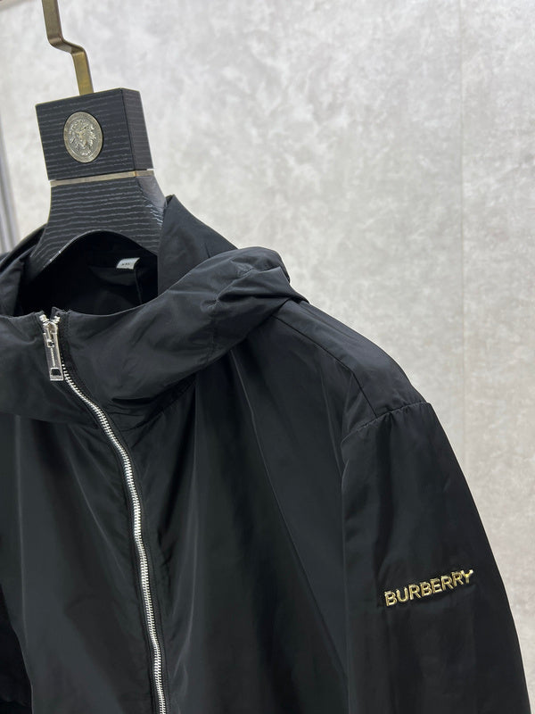 Three-quarter angle view of Burberry luxury piece style No.430