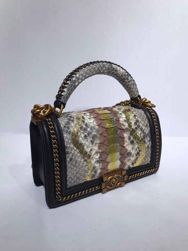  mid purse view 7