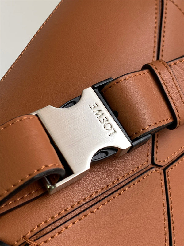 Ziva's Charm handbag – product shot (18cm*12cm*7.5cm)