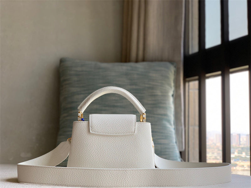  Classic shopper bag carried on shoulder 28