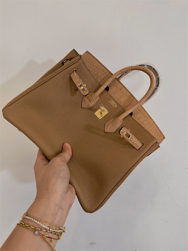  effortless crossbody bag detail view showing craftsmanship