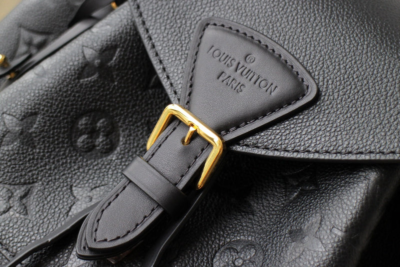 Interior view of classic chic women's handbag – women's premium purse