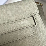  refined everyday bag detail view showing craftsmanship 20
