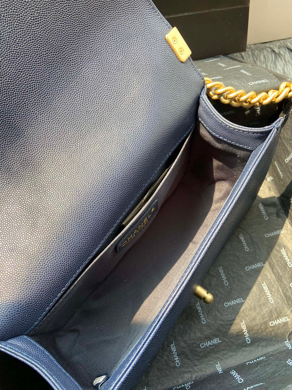  women's handbag, mid design, view 8