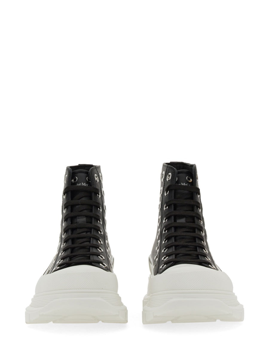Alexander McQueen Shoes? Alexander Mcqueen Men Joey Sneaker With Eyelets Comfortable Everyday Designer Shoes