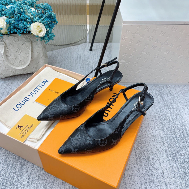 Louis Vuitton shoes Style 409 - side profile detail