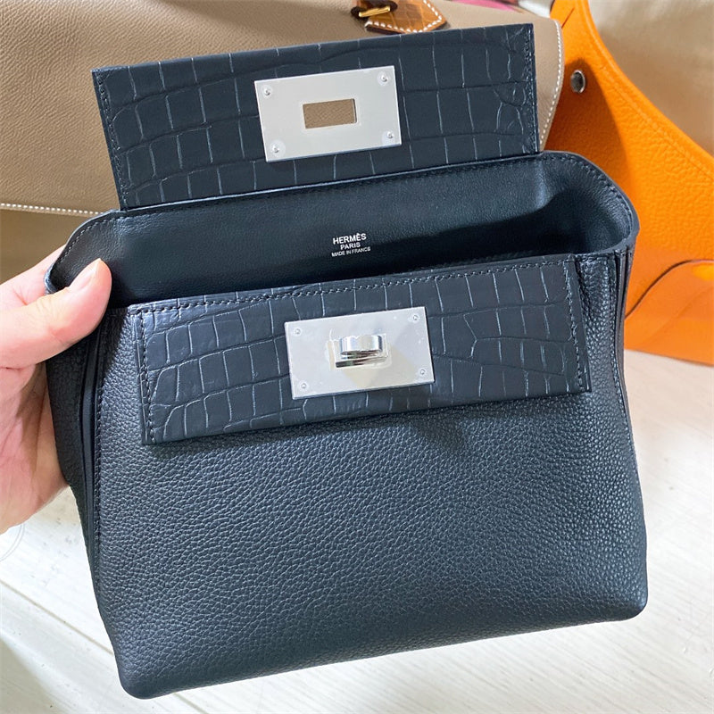  Structured structured bag front view 13