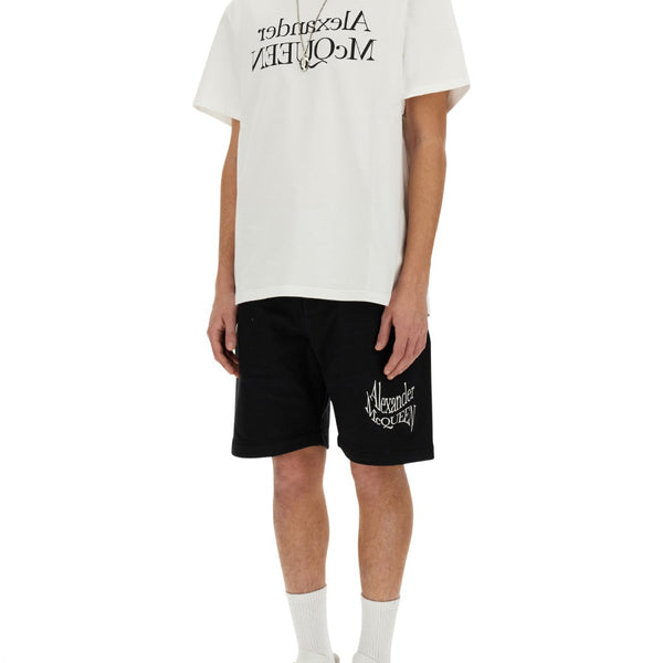 Alexander McQueen T-Shirts? Alexander Mcqueen Men T-Shirt With Logo Casual Everyday Designer Tee