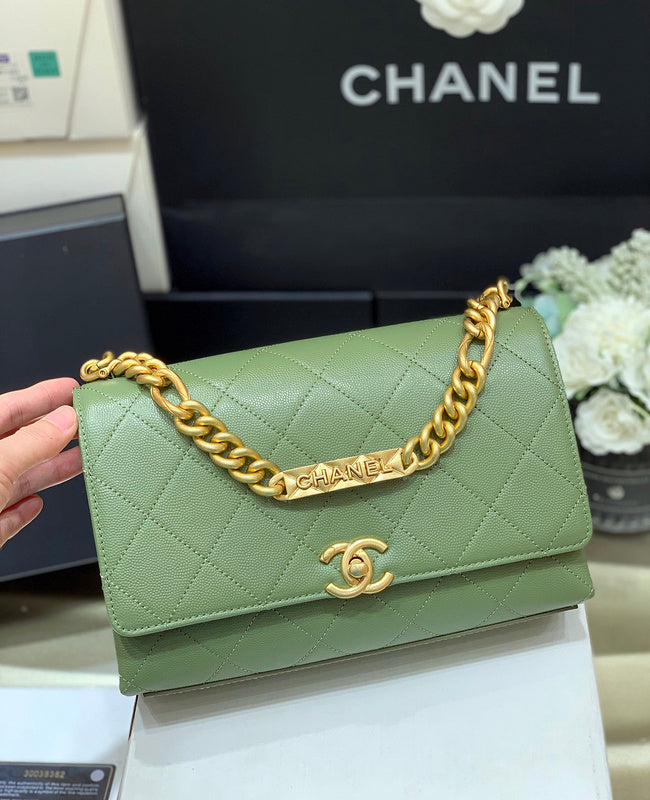  versatile purse view 6