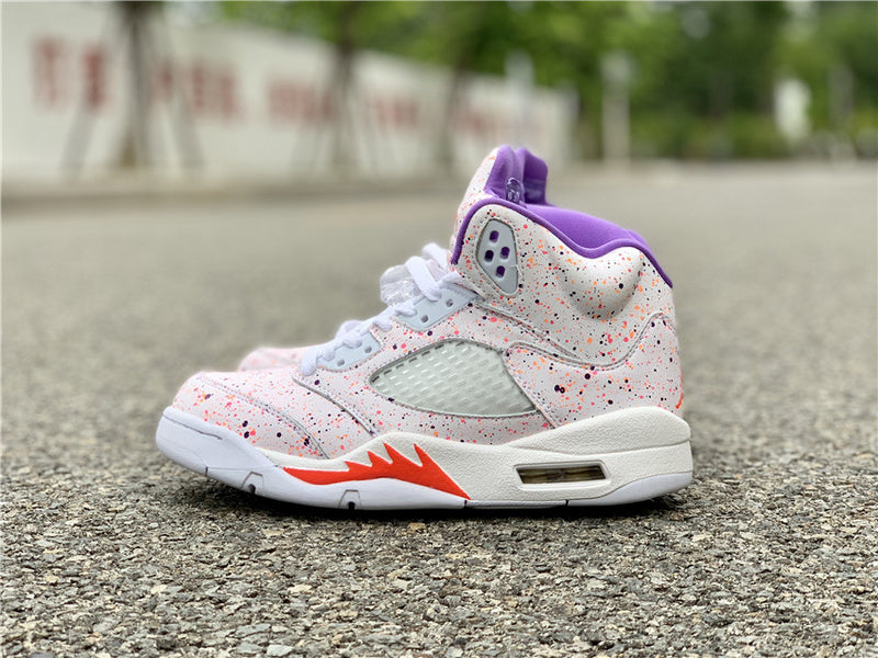 Nike Men's & Women's Designer Lifestyle Shoes — Style 104 detail view