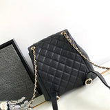 Ziva's Charm handbag – carry view (one versatile size)