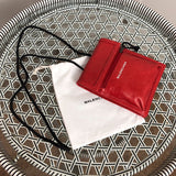 Handle and strap detail of chic premium women's handbag – women's premium purse