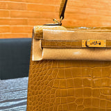 Poised handbag styled for everyday wear