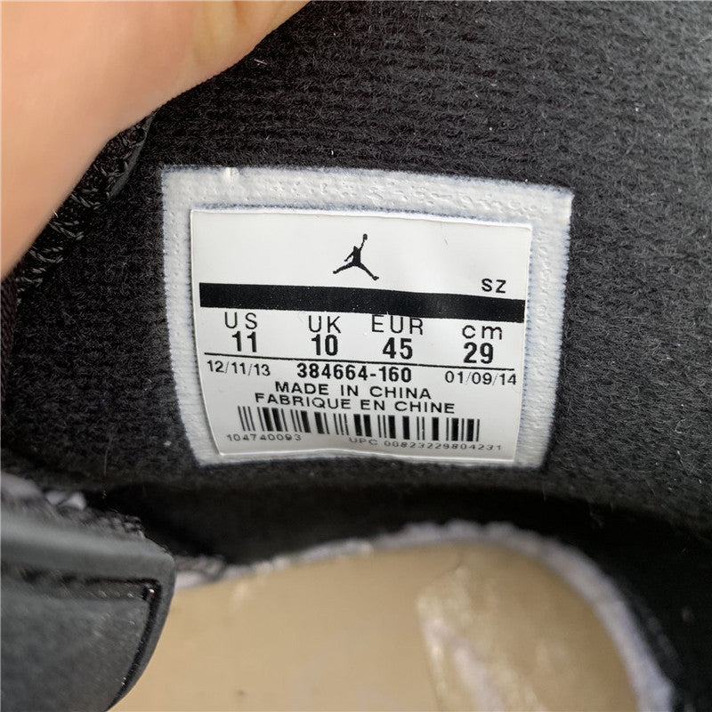 Nike Men's & Women's Designer Low-Top Shoes — Style 089 hardware detail