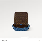  Refined shopper bag carried on shoulder 10
