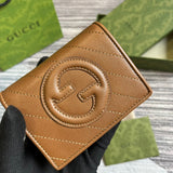 Handle and strap detail of everyday-luxe structured women's handbag – women's statement bag