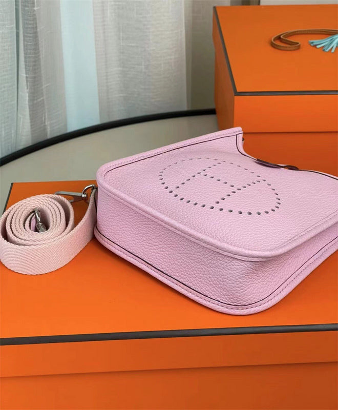  crossbody bag interior and compartment view