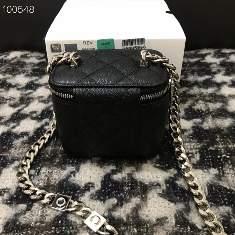  women's handbag, versatile design, view 6