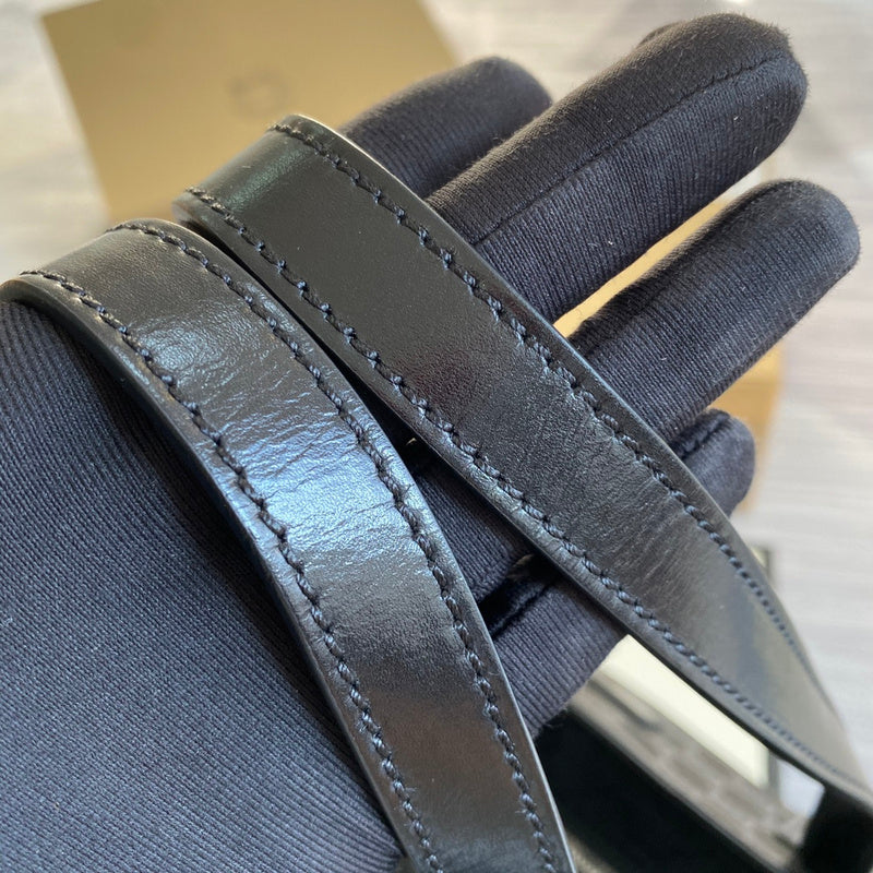 Styled lifestyle shot of polished chic women's handbag – women's luxury accessory