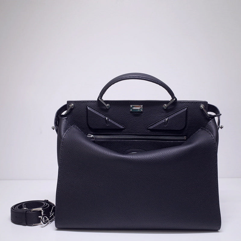 Ziva's Charm handbag – full view (Standard Size)