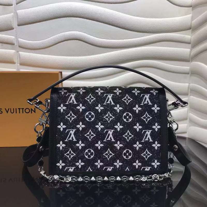 Close-up detail of everyday-luxe chic women's handbag – women's luxury accessory