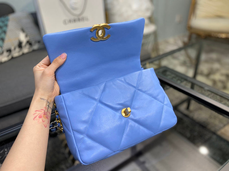  women's handbag, mid design, view 7
