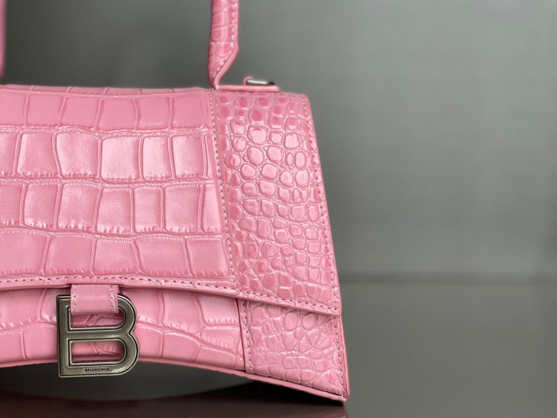 Zivas Charm Effortless Elegance Statement Handbag (Refined Practical Design) – Back View