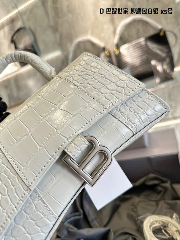 Ziva's Charm handbag – styled view (one versatile size)