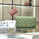  women's handbag, mid design, view 1
