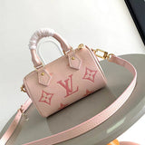  Essential structured bag front view 13