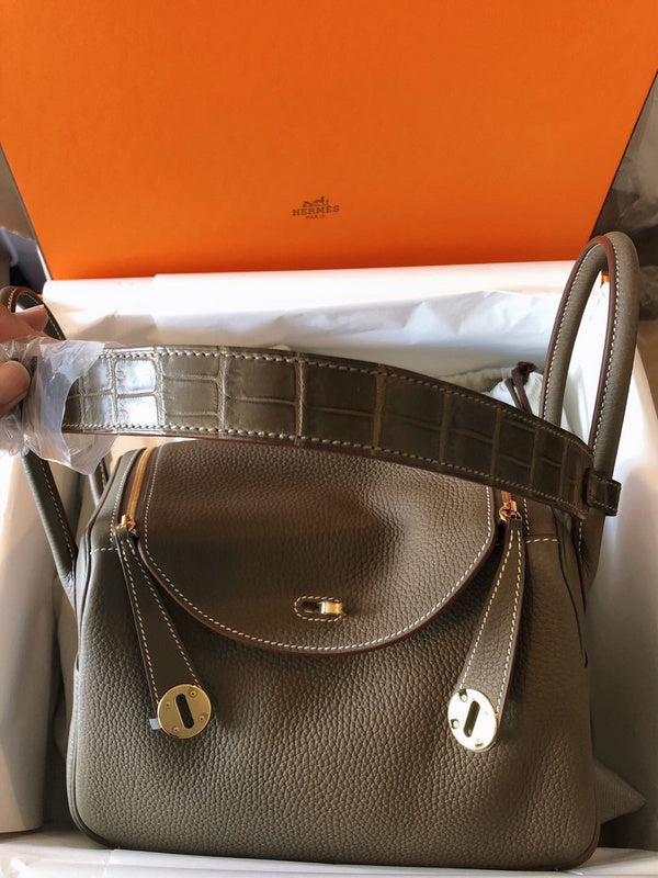 Interior view of tailored premium bag