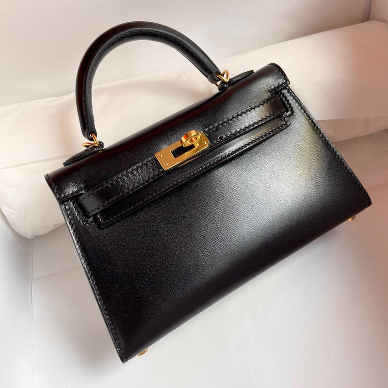 Close-up detail of graceful bag design