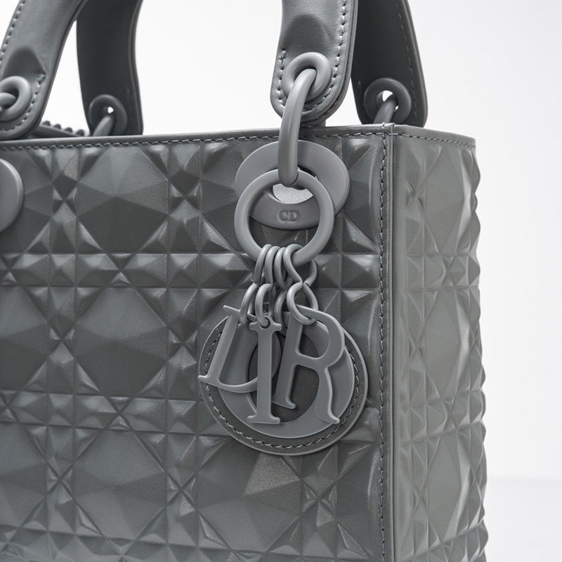 Interior view of classic everyday-luxe women's handbag – women's premium purse