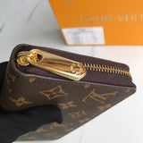 Close-up detail of classic premium women's handbag – women's premium purse