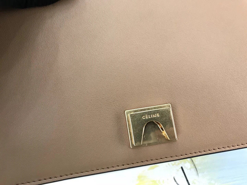 Top view of everyday-luxe signature women's handbag – women's designer-style accessory