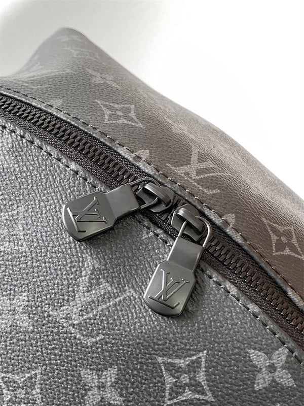  Essential top-handle bag front view 7