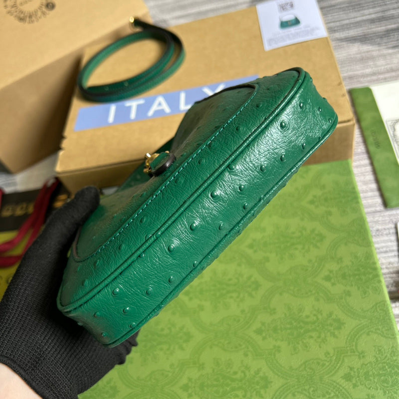 Styled lifestyle shot of refined classic women's handbag – women's everyday handbag