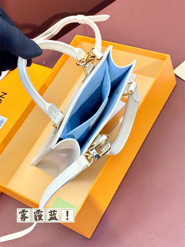  Smart top-handle bag front view 19
