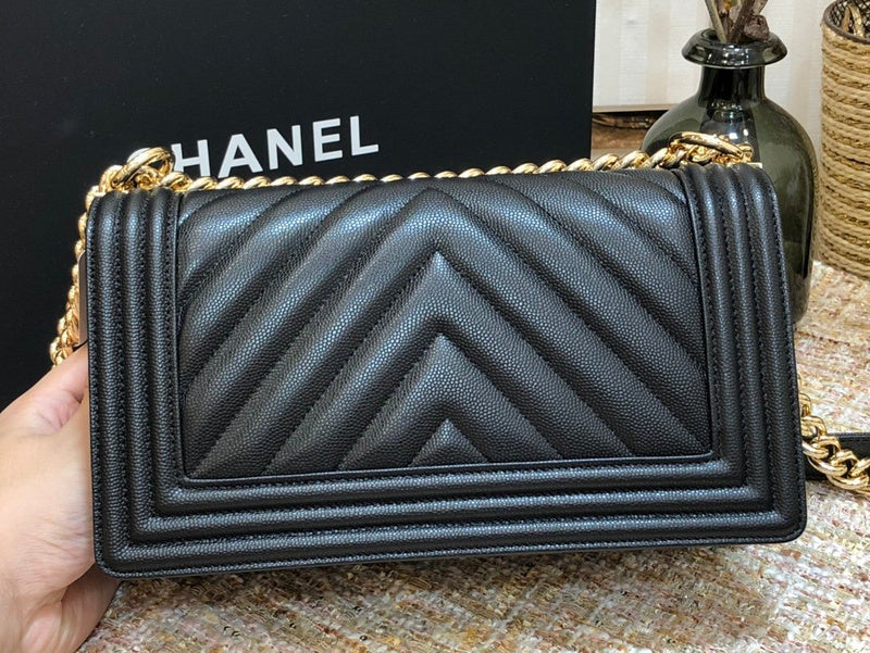  women's handbag, mid design, view 6