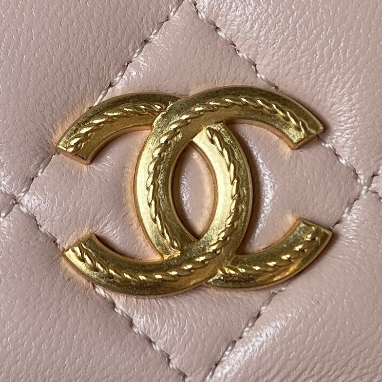  handbag, compact everyday style, image 8