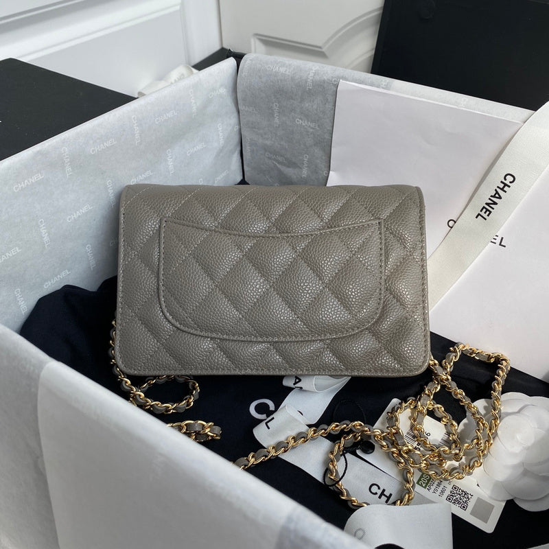 Zivas Charm Classic Sensibility Fashion Handbag (Considered Detail & Form) – Full Silhouette