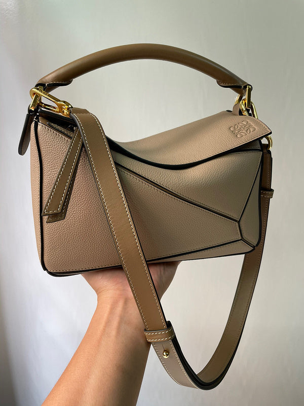 Ziva's Charm handbag – back view (24cm*16.5cm*10.5cm)