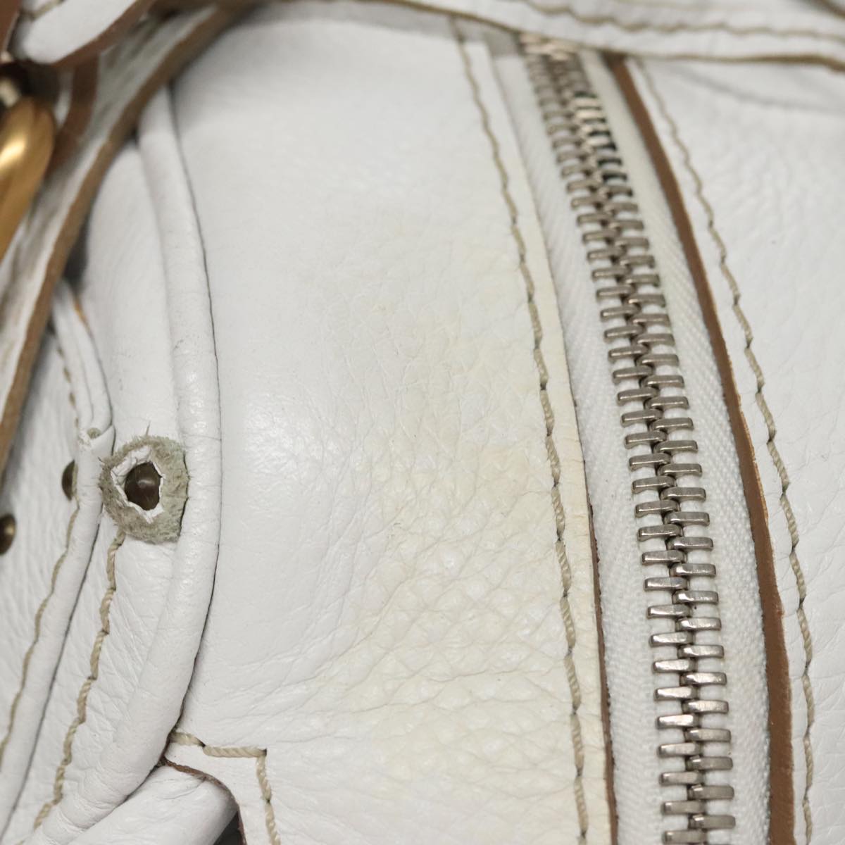 Chloe authentic luxury handbag White leather craftsmanship