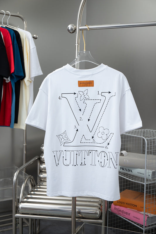 Side profile of Louis Vuitton cotton t-shirt with relaxed-fit cut