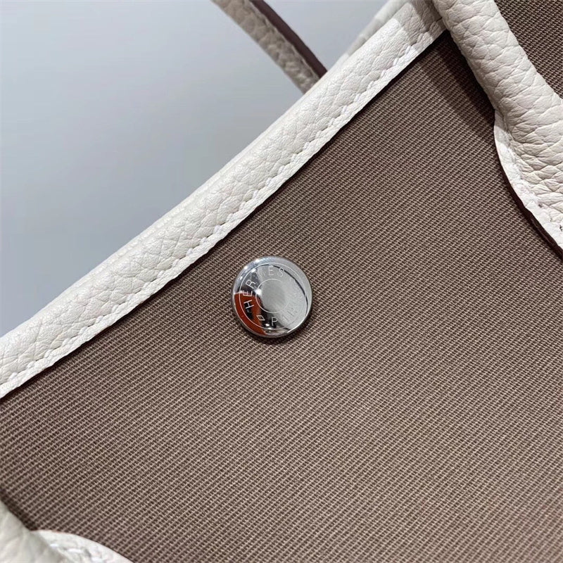 Graceful handbag styled for everyday wear