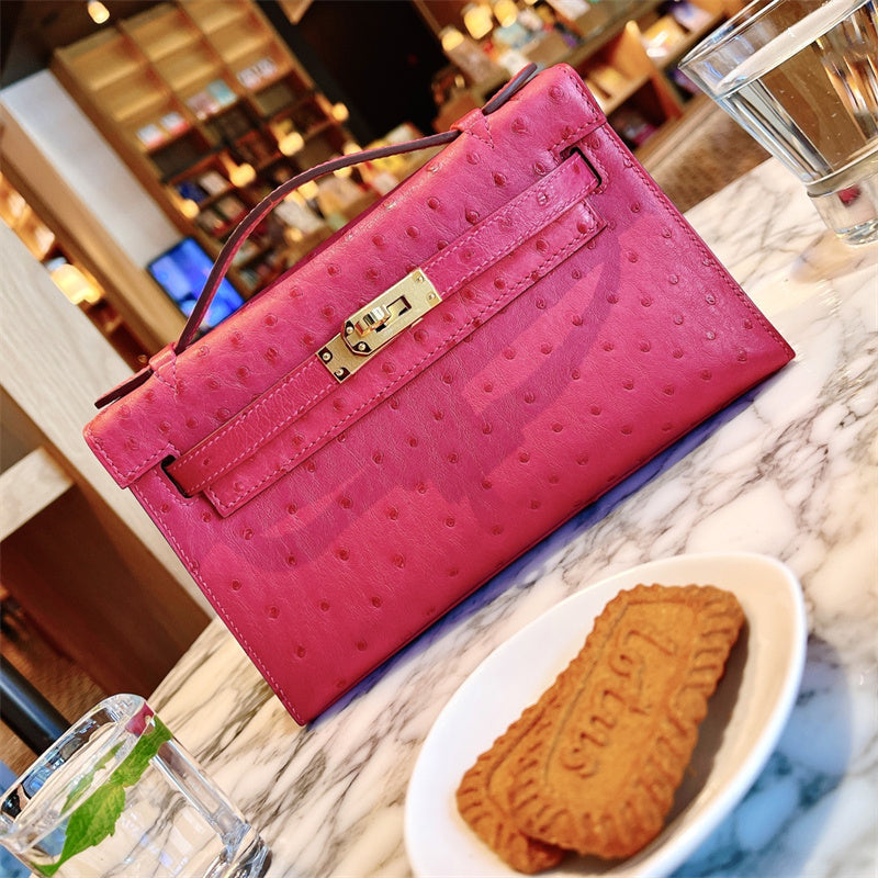 Interior view of tailored premium bag