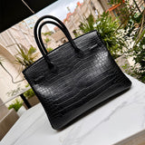  everyday bag interior and compartment view 9