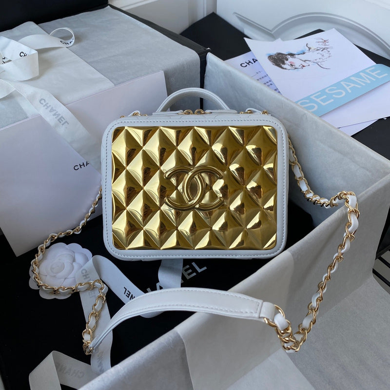  women's handbag, compact design, view 5