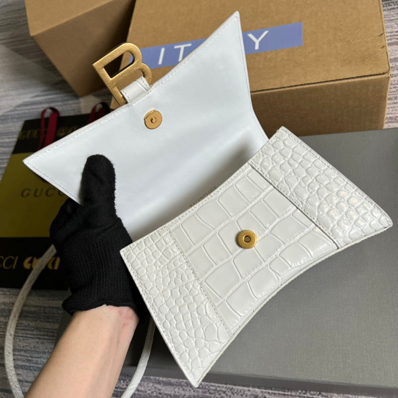 Interior view of modern classic women's handbag – women's premium purse