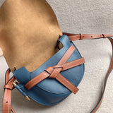 Ziva's Charm handbag – product shot (25cm*18cm*12cm)
